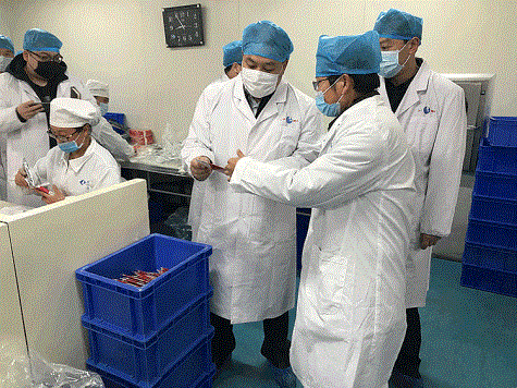 方舟制药一线员工坚守岗位 防疫情，保生产